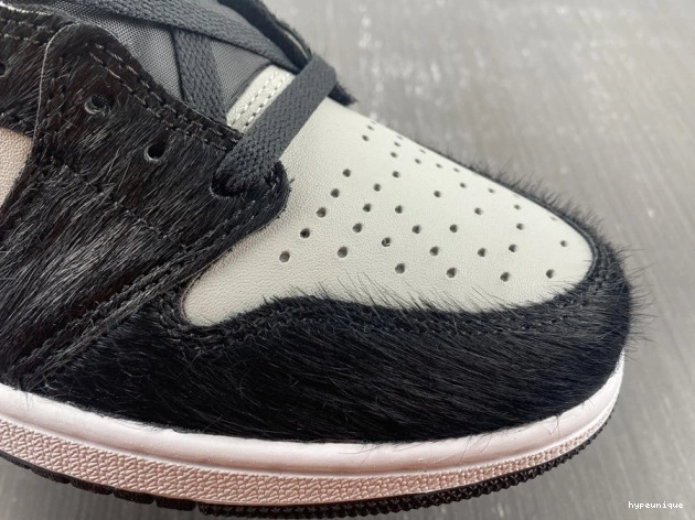 HYPE DZ2523-001 WMNS 1 Air High OG Twist 2.0 Jordan 0823